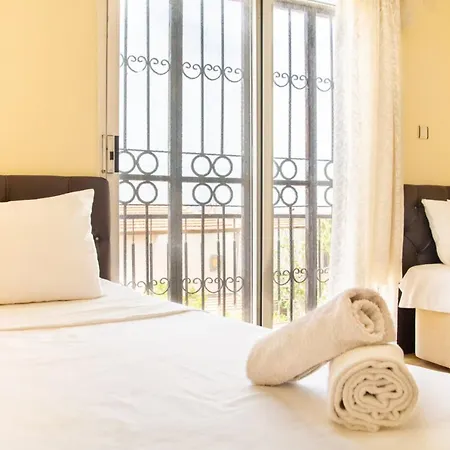 Summer House With Garden And Nature View In Cesme Ildiri