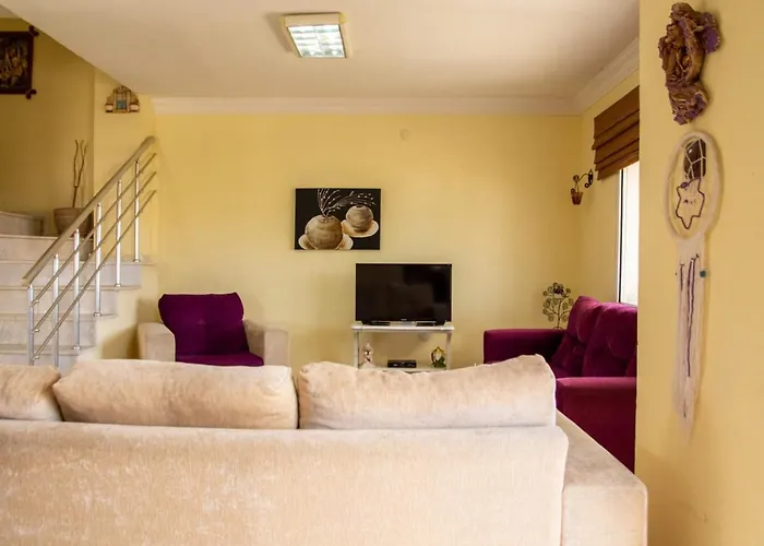 מלון Summer House With Garden And Nature View In Cesme