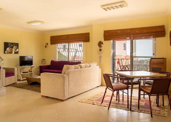 Summer House With Garden And Nature View In Cesme 3*