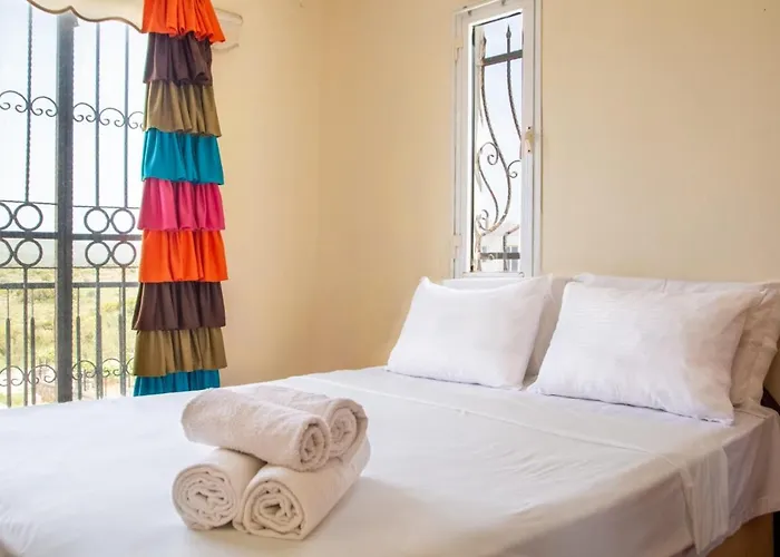 Summer House With Garden And Nature View In Cesme 3*